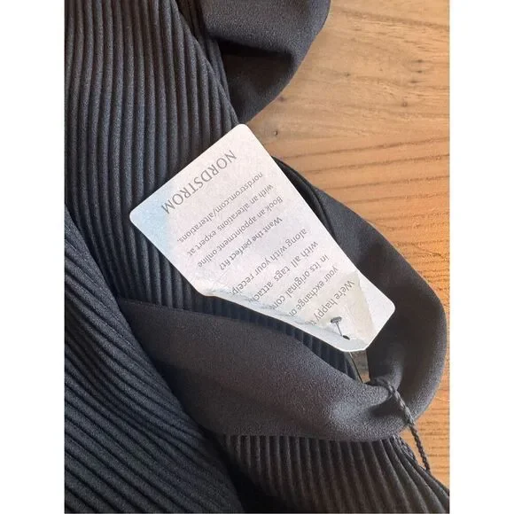 Maggy London Maeva Midi Dress Black Pleated Crepe Funeral Career Work 10 NWT - Picture 7 of 7